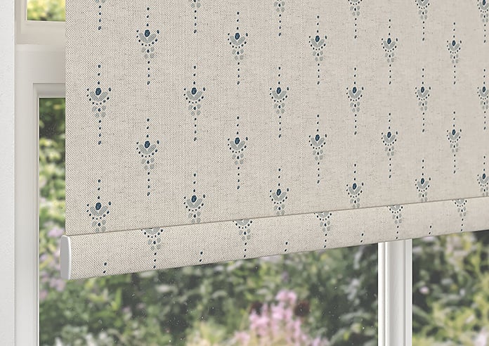 Emily Bond Honor, Fowey Blue - Roller Blind - Image 4